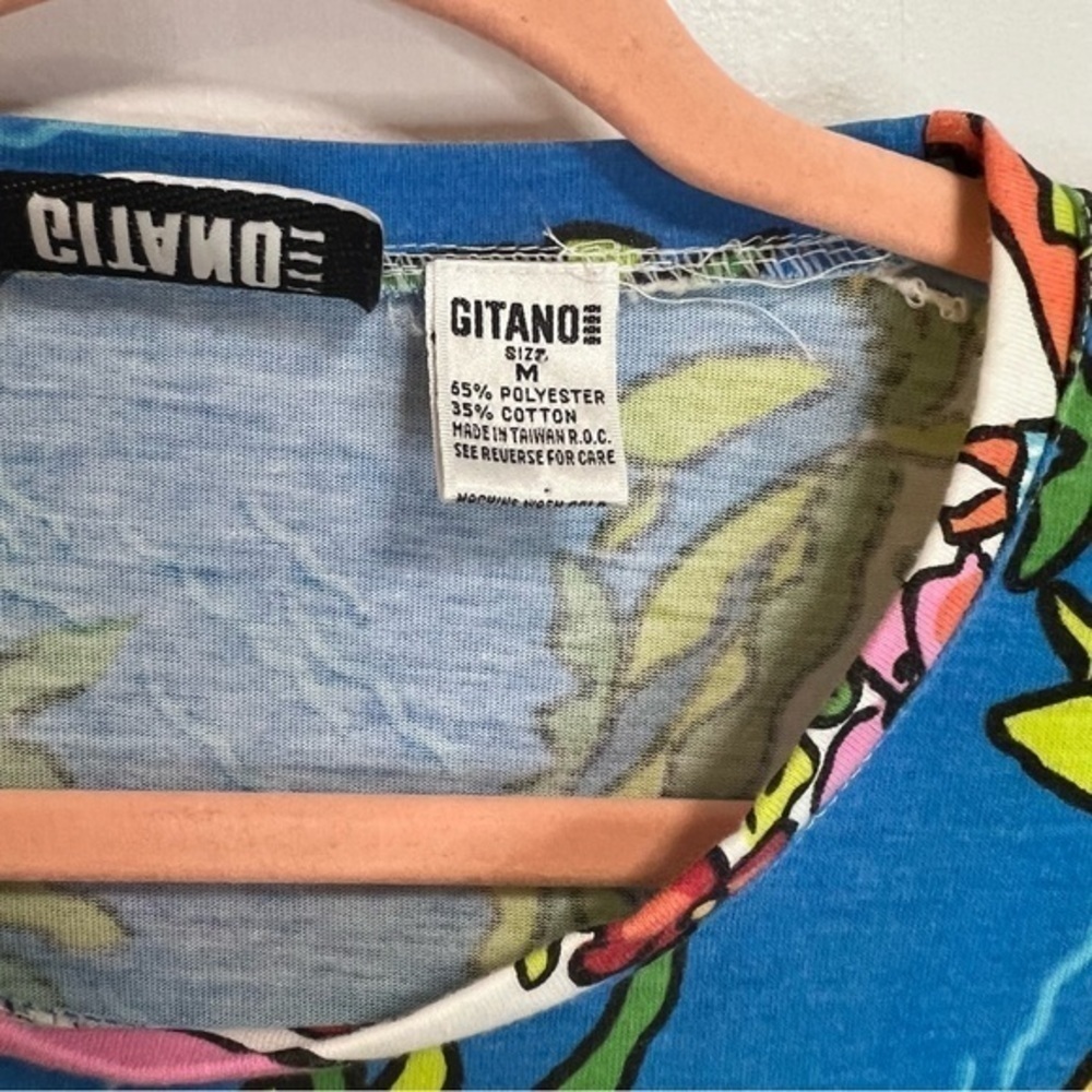Vintage Gitano Floral Graphic Pocket Tee Colorful Print - Picture 6 of 7